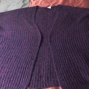 Fade Glory sweater vest SM